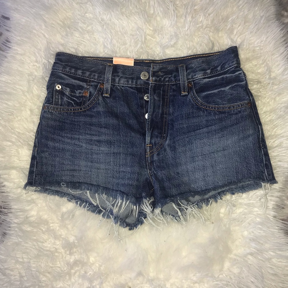 Levi’s 501 Original Fit Shorts - Picture 2 of 5